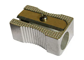 SACAPUNTA SIMPLE METALICO CUADRADO SELLOSCHOOLi